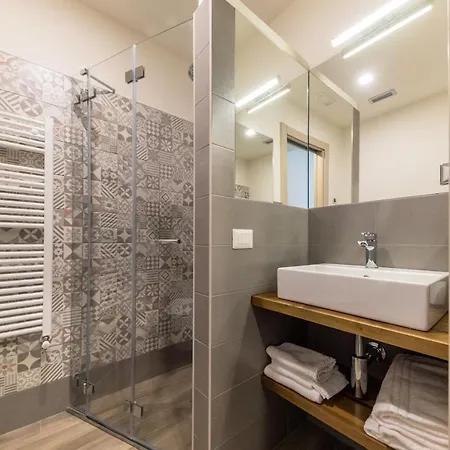 Parina - Otel 3*