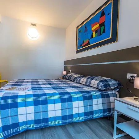 Hotell Parina - Camerata Cornello